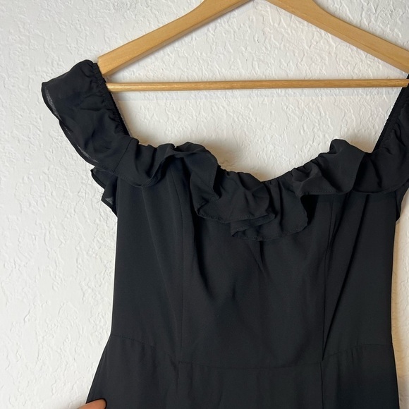 Wayf Harlow Off-The-Shoulder A-Line Dress - Picture 3 of 11